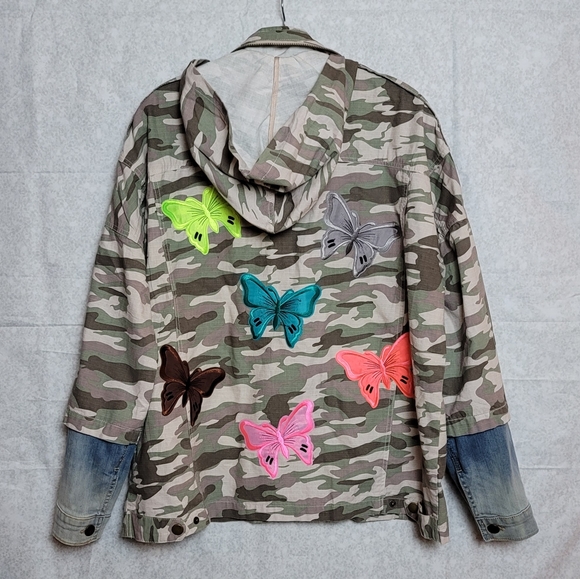 Camo Butterfly Patch Hoodie Jacket - Picture 1 of 8